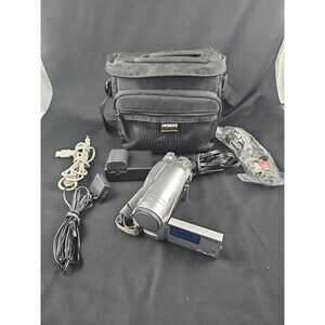 Hitachi dz-gx5080a DVD Camcorder, With Accessories Tested Working Needs Battery